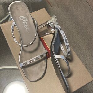 Onex dress sandals